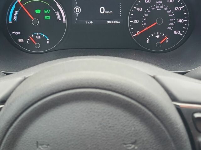 Сірий Кіа Оптіма, об'ємом двигуна 2 л та пробігом 107 тис. км за 15700 $, фото 4 на Automoto.ua