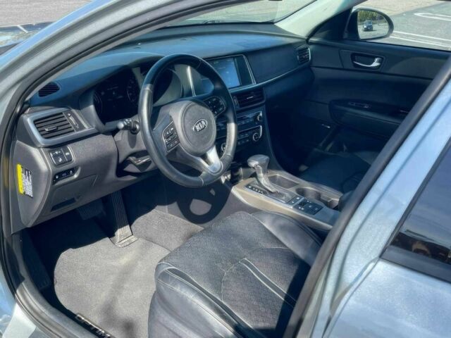 Кіа Оптіма 2017 у Івано-Франківську на Automoto.ua Сірий Кіа Оптіма, об'ємом двигуна 2 л та пробігом 69 тис. км за 7800 $, фото 5 на Automoto.ua