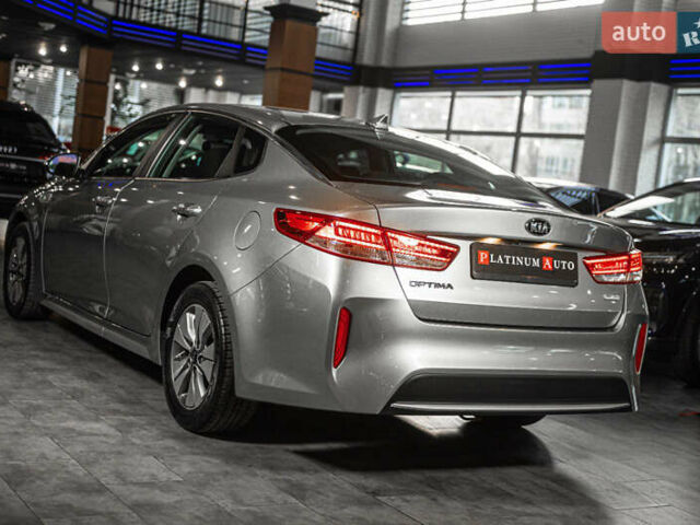 Сірий Кіа Оптіма, об'ємом двигуна 2 л та пробігом 70 тис. км за 16900 $, фото 21 на Automoto.ua