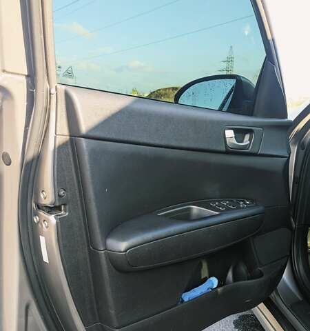 Серый Киа Оптима, объемом двигателя 2.4 л и пробегом 126 тыс. км за 11000 $, фото 14 на Automoto.ua