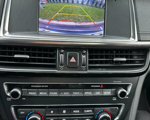 Сірий Кіа Оптіма, об'ємом двигуна 2 л та пробігом 142 тис. км за 10800 $, фото 15 на Automoto.ua