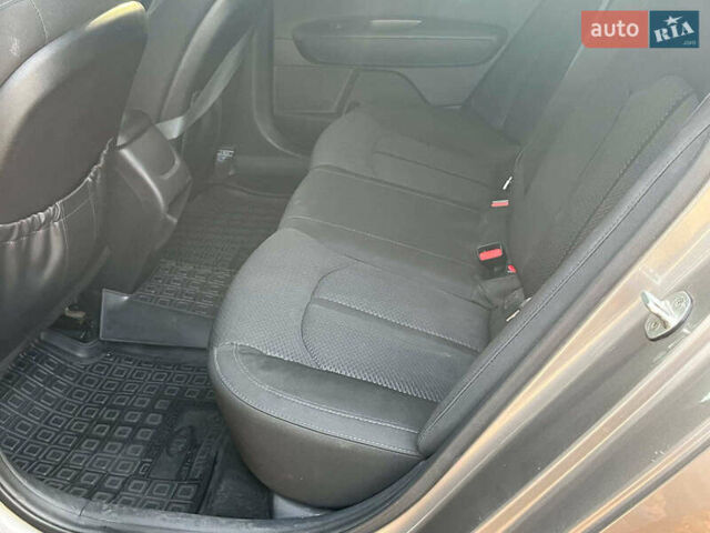 Серый Киа Оптима, объемом двигателя 2.4 л и пробегом 101 тыс. км за 10490 $, фото 23 на Automoto.ua