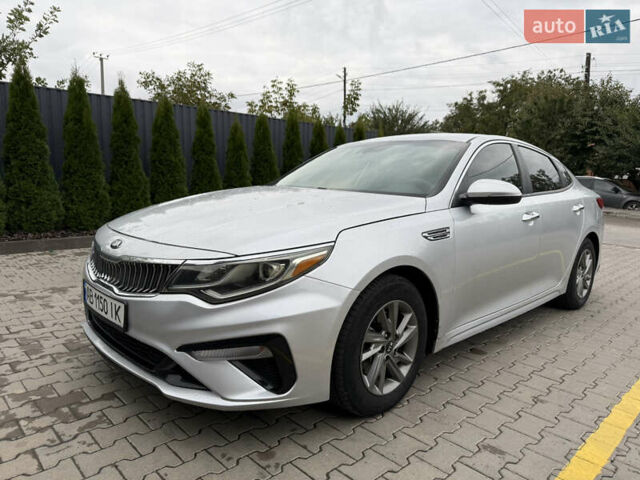 Сірий Кіа Оптіма, об'ємом двигуна 2.36 л та пробігом 149 тис. км за 13500 $, фото 2 на Automoto.ua