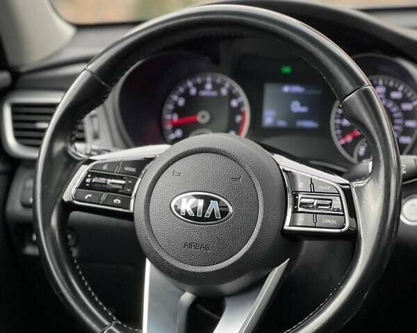 Серый Киа Оптима, объемом двигателя 2.36 л и пробегом 180 тыс. км за 13900 $, фото 26 на Automoto.ua