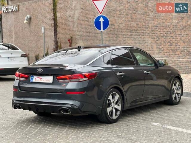 Серый Киа Оптима, объемом двигателя 2.36 л и пробегом 180 тыс. км за 13900 $, фото 11 на Automoto.ua