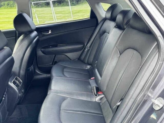 Серый Киа Оптима, объемом двигателя 2 л и пробегом 32 тыс. км за 9600 $, фото 11 на Automoto.ua