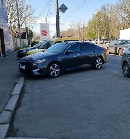 Серый Киа Оптима, объемом двигателя 2.36 л и пробегом 180 тыс. км за 15990 $, фото 11 на Automoto.ua