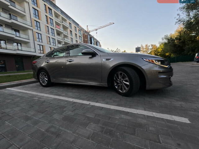 Киа Оптима 2018 в Львове на Automoto.ua Серый Киа Оптима, объемом двигателя 2.36 л и пробегом 134 тыс. км за 13900 $, фото 5 на Automoto.ua