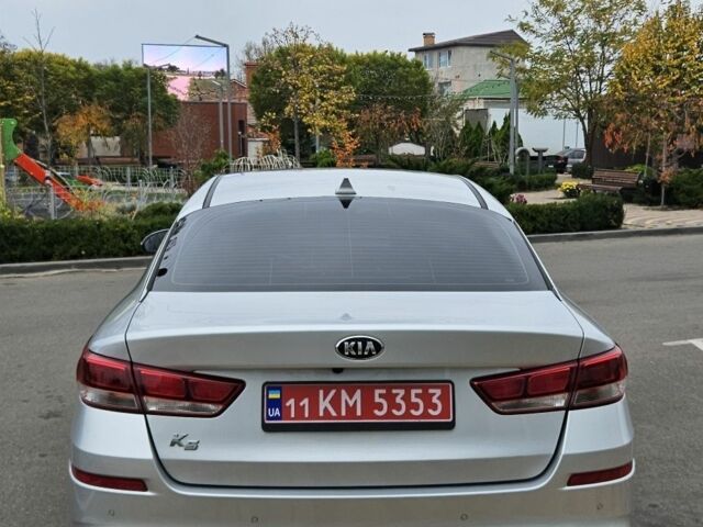 Сірий Кіа Оптіма, об'ємом двигуна 2 л та пробігом 206 тис. км за 14500 $, фото 13 на Automoto.ua