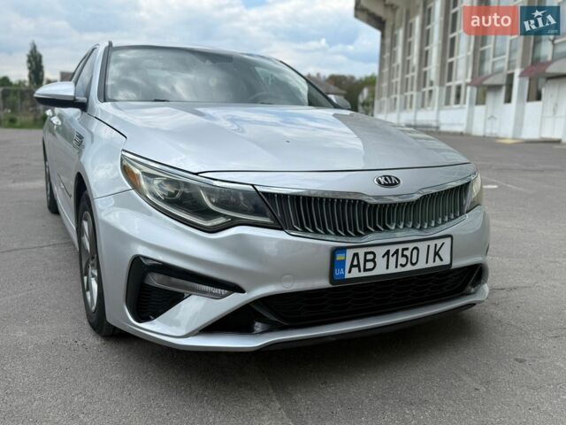 Серый Киа Оптима, объемом двигателя 2.36 л и пробегом 176 тыс. км за 12950 $, фото 1 на Automoto.ua