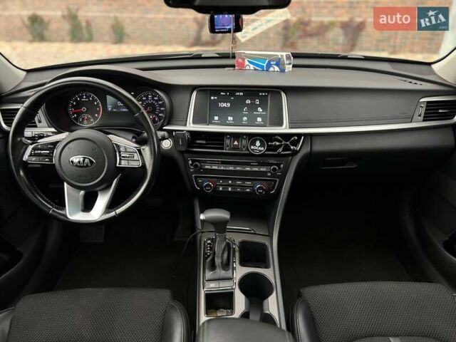 Серый Киа Оптима, объемом двигателя 2.36 л и пробегом 180 тыс. км за 13900 $, фото 28 на Automoto.ua