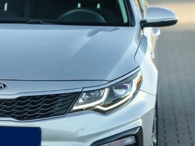 Серый Киа Оптима, объемом двигателя 2 л и пробегом 125 тыс. км за 9800 $, фото 4 на Automoto.ua