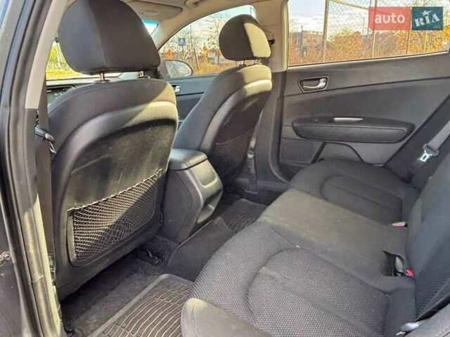 Киа Оптима 2019 в Киеве на Automoto.ua Серый Киа Оптима, объемом двигателя 2.36 л и пробегом 136 тыс. км за 14600 $, фото 29 на Automoto.ua