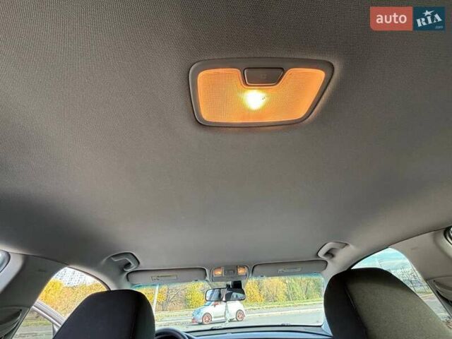 Киа Оптима 2019 в Киеве на Automoto.ua Серый Киа Оптима, объемом двигателя 2.36 л и пробегом 136 тыс. км за 14600 $, фото 14 на Automoto.ua