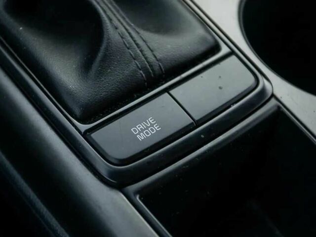 Серый Киа Оптима, объемом двигателя 2 л и пробегом 103 тыс. км за 10999 $, фото 9 на Automoto.ua