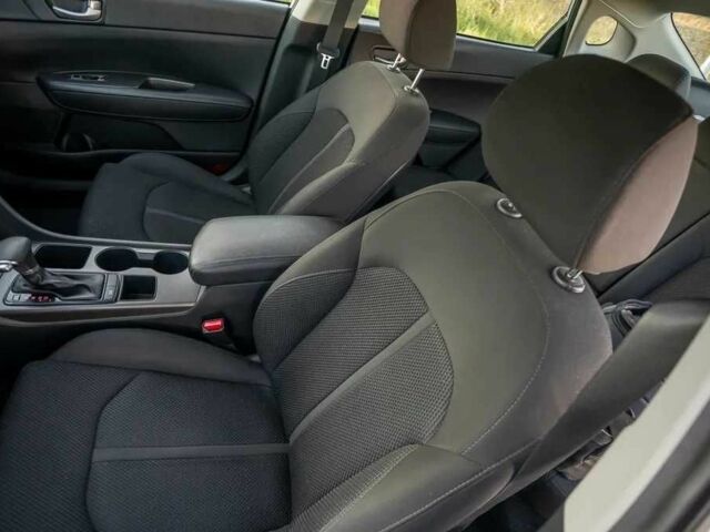 Серый Киа Оптима, объемом двигателя 2 л и пробегом 103 тыс. км за 10999 $, фото 7 на Automoto.ua