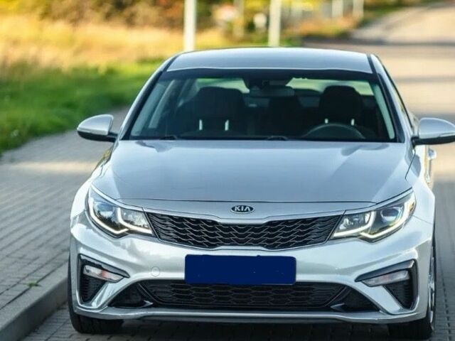 Серый Киа Оптима, объемом двигателя 2 л и пробегом 125 тыс. км за 9800 $, фото 7 на Automoto.ua