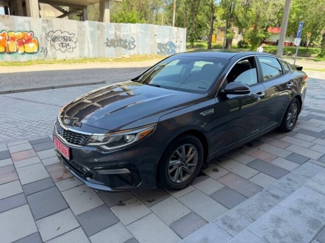 Сірий Кіа Оптіма, об'ємом двигуна 0 л та пробігом 130 тис. км за 7018 $, фото 4 на Automoto.ua