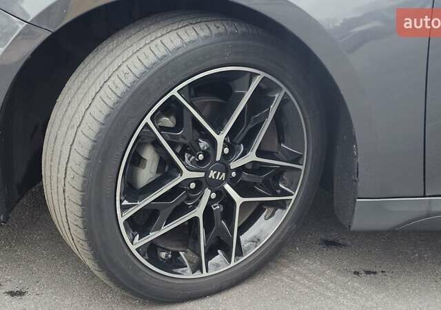Сірий Кіа Оптіма, об'ємом двигуна 2.36 л та пробігом 89 тис. км за 14700 $, фото 14 на Automoto.ua