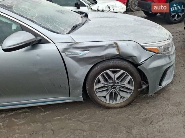 Серый Киа Оптима, объемом двигателя 2 л и пробегом 114 тыс. км за 6300 $, фото 63 на Automoto.ua