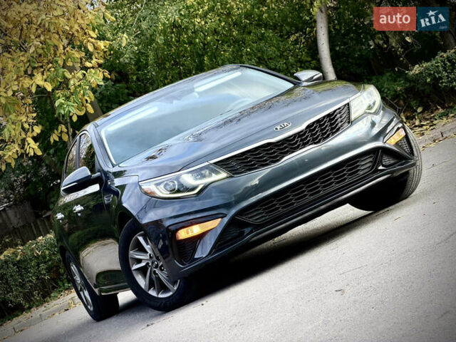 Сірий Кіа Оптіма, об'ємом двигуна 2.36 л та пробігом 185 тис. км за 14700 $, фото 36 на Automoto.ua