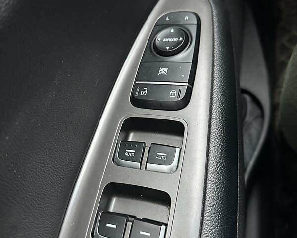 Серый Киа Оптима, объемом двигателя 2.36 л и пробегом 90 тыс. км за 15600 $, фото 18 на Automoto.ua