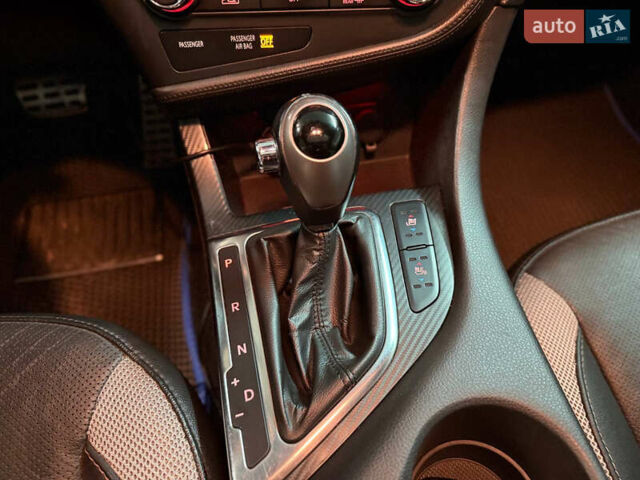 Синий Киа Оптима, объемом двигателя 2 л и пробегом 300 тыс. км за 8400 $, фото 10 на Automoto.ua