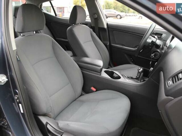 Синий Киа Оптима, объемом двигателя 2.36 л и пробегом 180 тыс. км за 9000 $, фото 11 на Automoto.ua