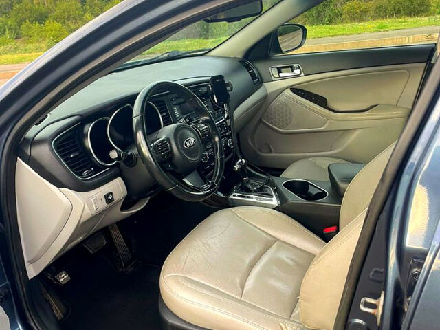 Синий Киа Оптима, объемом двигателя 2.4 л и пробегом 135 тыс. км за 9000 $, фото 4 на Automoto.ua