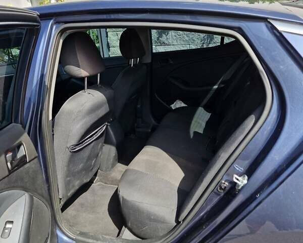 Синий Киа Оптима, объемом двигателя 2.7 л и пробегом 156 тыс. км за 11500 $, фото 16 на Automoto.ua