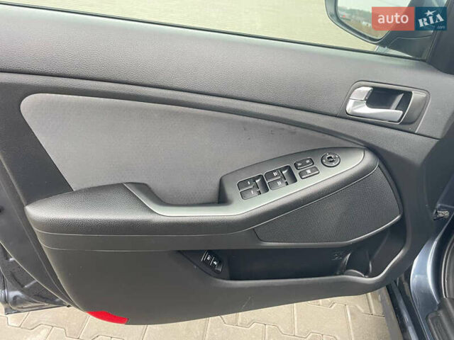Синій Кіа Оптіма, об'ємом двигуна 2.36 л та пробігом 125 тис. км за 9200 $, фото 21 на Automoto.ua