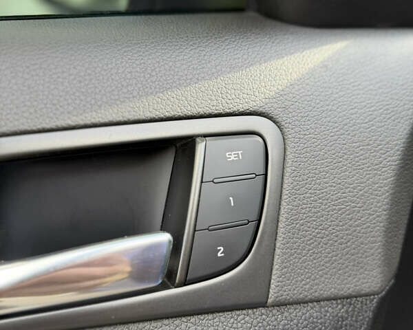 Кіа Оптіма 2014 у Києві на Automoto.ua Синій Кіа Оптіма, об'ємом двигуна 2.4 л та пробігом 123 тис. км за 10900 $, фото 12 на Automoto.ua