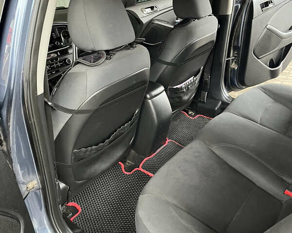 Синій Кіа Оптіма, об'ємом двигуна 2.4 л та пробігом 218 тис. км за 9200 $, фото 9 на Automoto.ua