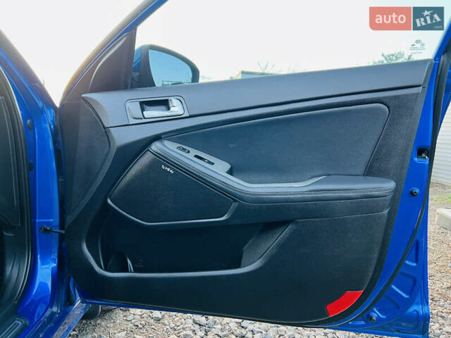 Синий Киа Оптима, объемом двигателя 2 л и пробегом 202 тыс. км за 11500 $, фото 22 на Automoto.ua