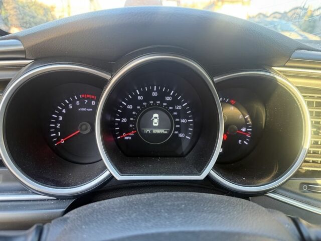 Синий Киа Оптима, объемом двигателя 2.4 л и пробегом 150 тыс. км за 5600 $, фото 4 на Automoto.ua