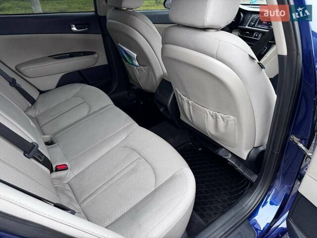 Синий Киа Оптима, объемом двигателя 2.36 л и пробегом 150 тыс. км за 9600 $, фото 37 на Automoto.ua