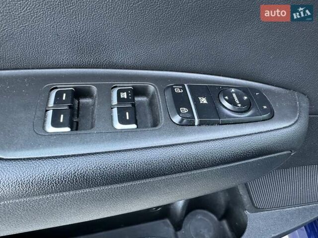 Синій Кіа Оптіма, об'ємом двигуна 2.4 л та пробігом 178 тис. км за 8999 $, фото 61 на Automoto.ua