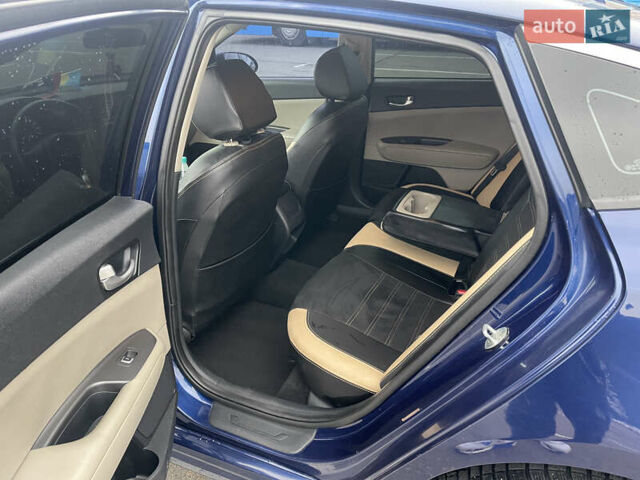 Синий Киа Оптима, объемом двигателя 2.4 л и пробегом 148 тыс. км за 11500 $, фото 9 на Automoto.ua