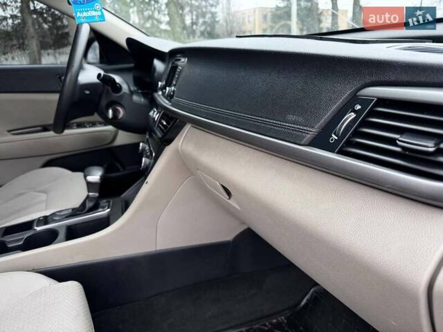 Синій Кіа Оптіма, об'ємом двигуна 2.36 л та пробігом 150 тис. км за 9000 $, фото 27 на Automoto.ua