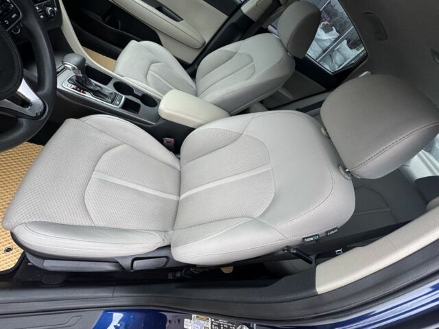 Синій Кіа Оптіма, об'ємом двигуна 2.4 л та пробігом 150 тис. км за 8500 $, фото 21 на Automoto.ua