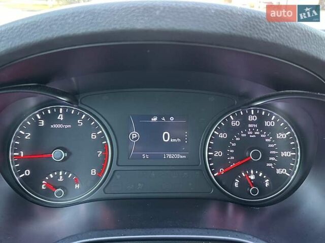 Синій Кіа Оптіма, об'ємом двигуна 2.4 л та пробігом 178 тис. км за 8999 $, фото 63 на Automoto.ua
