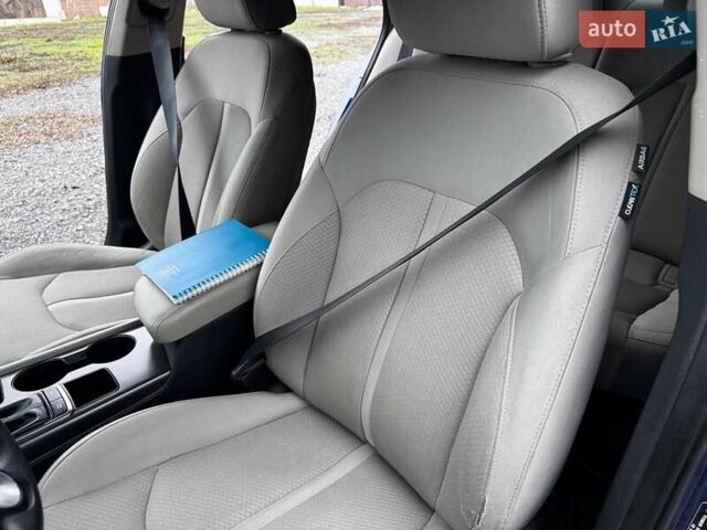 Синий Киа Оптима, объемом двигателя 2.36 л и пробегом 150 тыс. км за 9600 $, фото 30 на Automoto.ua