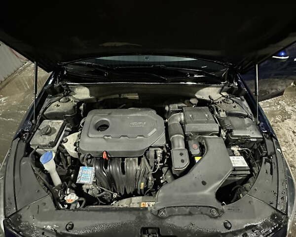 Синій Кіа Оптіма, об'ємом двигуна 2.36 л та пробігом 200 тис. км за 12000 $, фото 9 на Automoto.ua