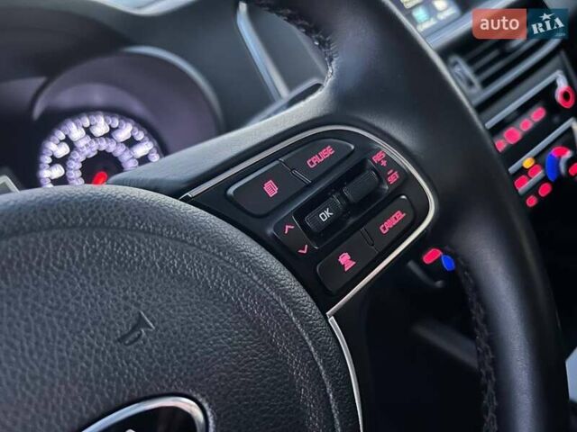 Кіа Оптіма 2017 у Одесі на Automoto.ua Синій Кіа Оптіма, об'ємом двигуна 2 л та пробігом 105 тис. км за 18700 $, фото 20 на Automoto.ua