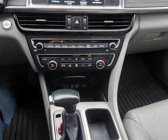 Синій Кіа Оптіма, об'ємом двигуна 2 л та пробігом 55 тис. км за 17950 $, фото 2 на Automoto.ua