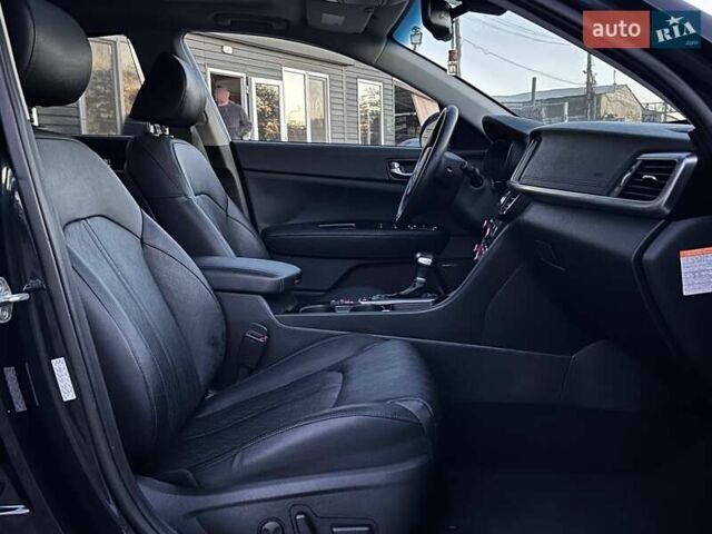 Кіа Оптіма 2017 у Одесі на Automoto.ua Синій Кіа Оптіма, об'ємом двигуна 2 л та пробігом 105 тис. км за 18700 $, фото 33 на Automoto.ua