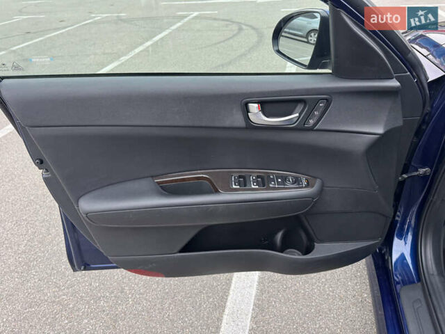 Синий Киа Оптима, объемом двигателя 2.4 л и пробегом 196 тыс. км за 10500 $, фото 28 на Automoto.ua