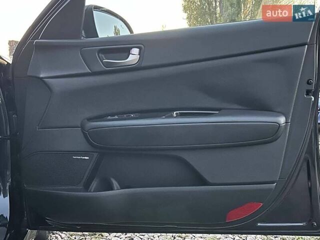 Кіа Оптіма 2017 у Одесі на Automoto.ua Синій Кіа Оптіма, об'ємом двигуна 2 л та пробігом 105 тис. км за 18700 $, фото 34 на Automoto.ua