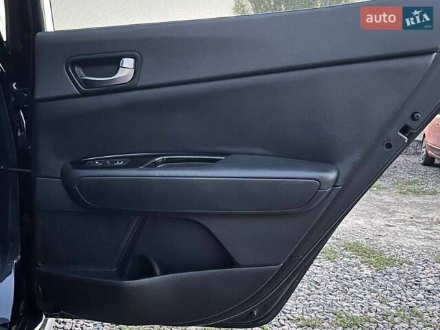 Кіа Оптіма 2017 у Одесі на Automoto.ua Синій Кіа Оптіма, об'ємом двигуна 2 л та пробігом 105 тис. км за 18700 $, фото 32 на Automoto.ua