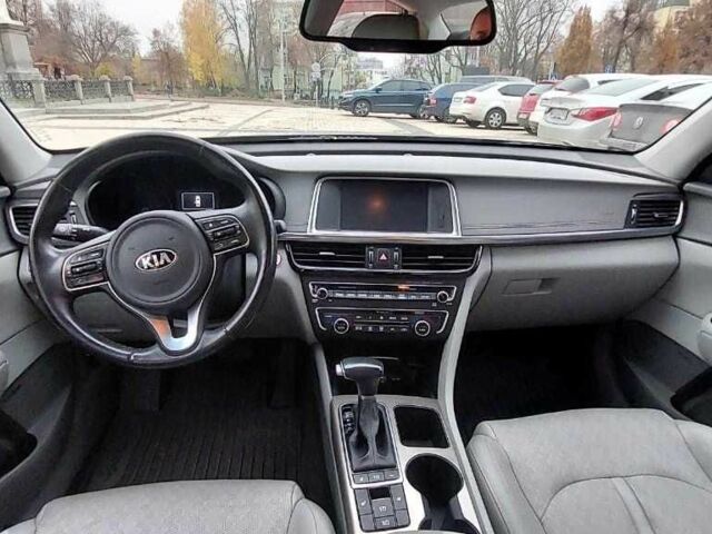 Синій Кіа Оптіма, об'ємом двигуна 2 л та пробігом 55 тис. км за 17950 $, фото 5 на Automoto.ua